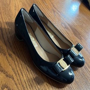 Salvatore Ferragamo Vera Bow Pump